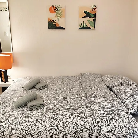 Center Obi-one Apartament *