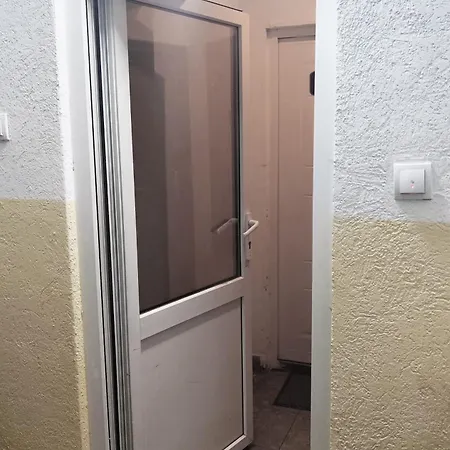 Center Obi-one شقة بلغراد